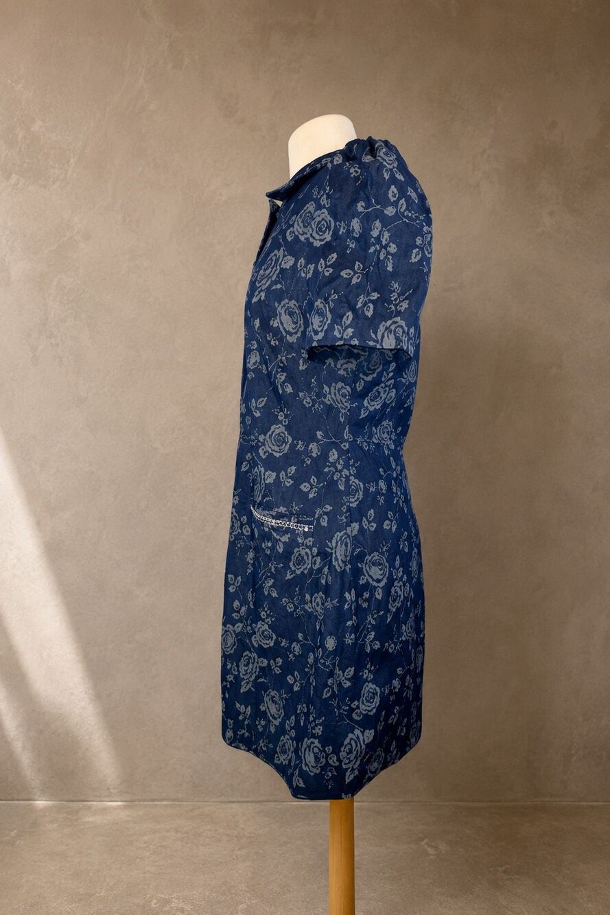 Eliza J Size 10 Denim Floral Shirt Dress Blue Rhinestone Button Front Mini - Picture 5 of 12